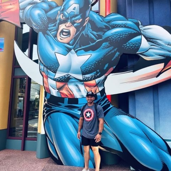 Meet your Posher, Joey - Picture 1 of 1